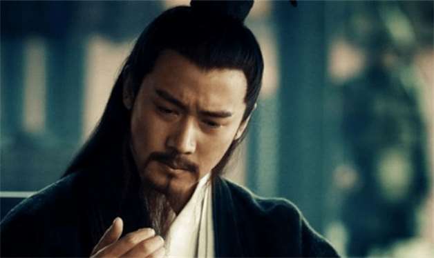 为何曹操挖走徐庶而不是诸葛亮呢