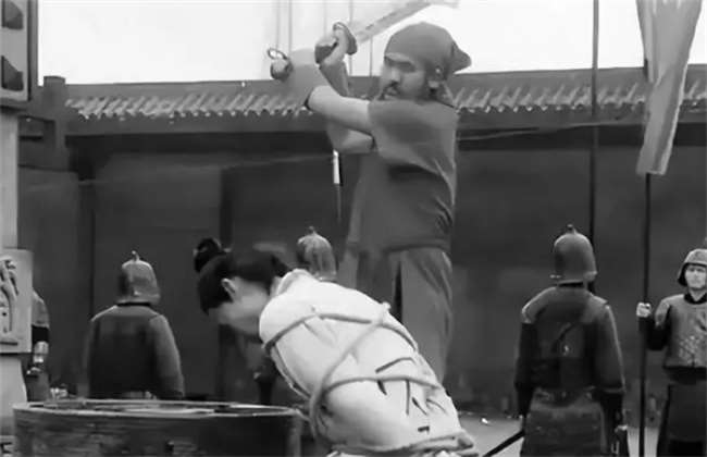 古代犯人再被砍头的时候 古人为何会自觉的下跪